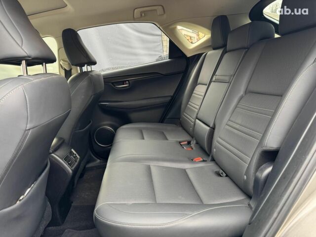 Серый Лексус НХ, объемом двигателя 2 л и пробегом 98 тыс. км за 27740 $, фото 26 на Automoto.ua