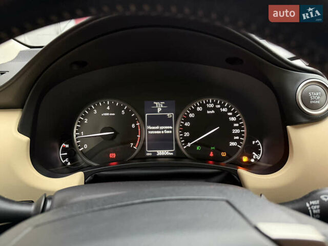 Серый Лексус НХ, объемом двигателя 2 л и пробегом 38 тыс. км за 19999 $, фото 33 на Automoto.ua