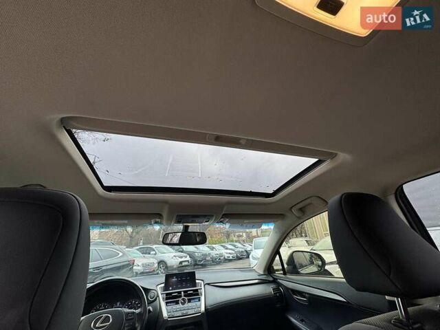 Серый Лексус НХ, объемом двигателя 2 л и пробегом 98 тыс. км за 27740 $, фото 33 на Automoto.ua