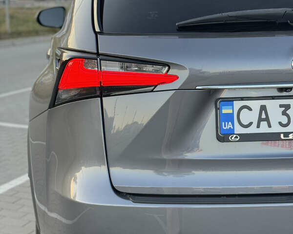 Сірий Лексус НХ, об'ємом двигуна 2 л та пробігом 122 тис. км за 24799 $, фото 24 на Automoto.ua