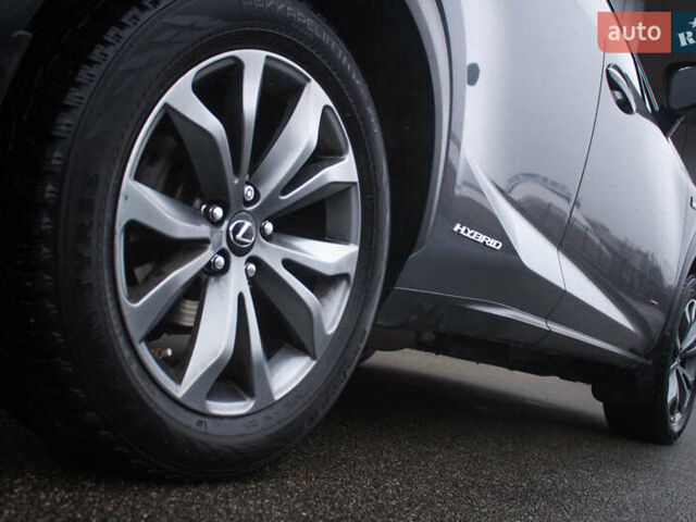 Серый Лексус НХ, объемом двигателя 2.49 л и пробегом 114 тыс. км за 31500 $, фото 42 на Automoto.ua