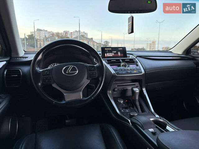 Сірий Лексус НХ, об'ємом двигуна 2 л та пробігом 122 тис. км за 24799 $, фото 86 на Automoto.ua