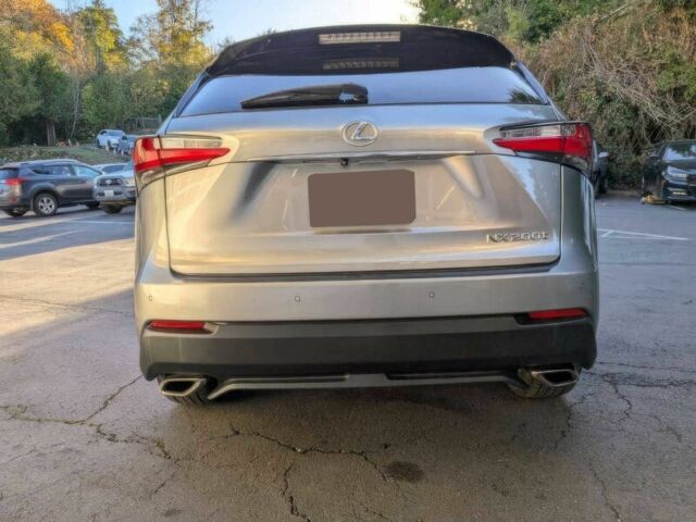 Сірий Лексус НХ, об'ємом двигуна 2 л та пробігом 75 тис. км за 7200 $, фото 6 на Automoto.ua