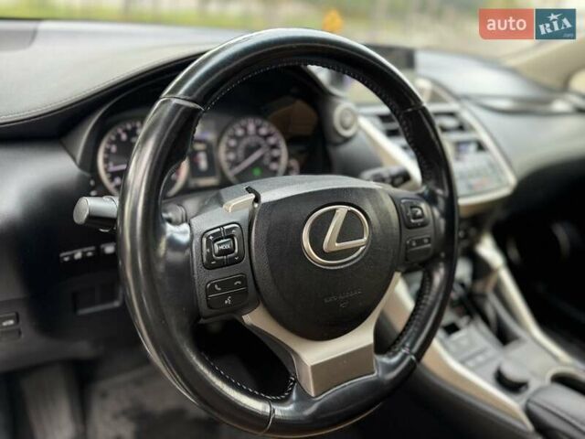 Сірий Лексус НХ, об'ємом двигуна 2 л та пробігом 140 тис. км за 21999 $, фото 22 на Automoto.ua