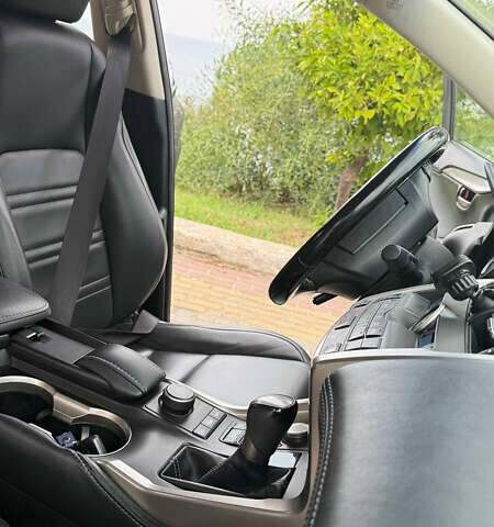 Сірий Лексус НХ, об'ємом двигуна 2.49 л та пробігом 185 тис. км за 25000 $, фото 8 на Automoto.ua