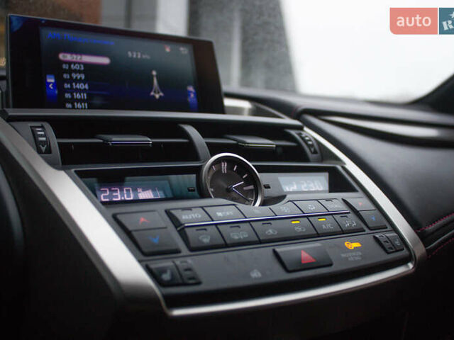 Серый Лексус НХ, объемом двигателя 2.49 л и пробегом 114 тыс. км за 31500 $, фото 23 на Automoto.ua