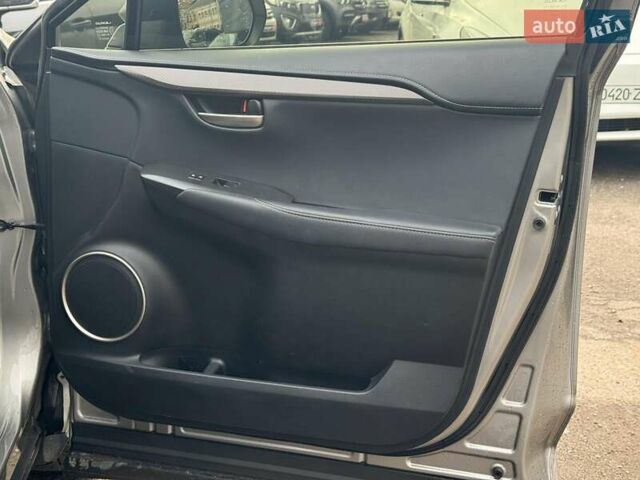 Серый Лексус НХ, объемом двигателя 2 л и пробегом 98 тыс. км за 27740 $, фото 18 на Automoto.ua