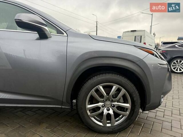 Серый Лексус НХ, объемом двигателя 2 л и пробегом 70 тыс. км за 16700 $, фото 8 на Automoto.ua