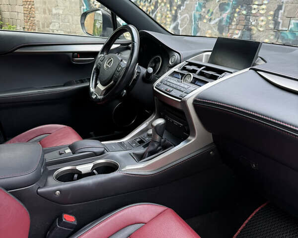 Серый Лексус НХ, объемом двигателя 2 л и пробегом 146 тыс. км за 25700 $, фото 8 на Automoto.ua