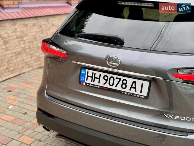 Сірий Лексус НХ, об'ємом двигуна 2 л та пробігом 56 тис. км за 20999 $, фото 22 на Automoto.ua