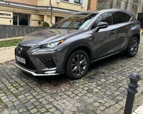 Серый Лексус НХ, объемом двигателя 2 л и пробегом 89 тыс. км за 27500 $, фото 3 на Automoto.ua