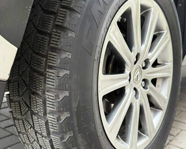 Серый Лексус НХ, объемом двигателя 2 л и пробегом 140 тыс. км за 23500 $, фото 49 на Automoto.ua