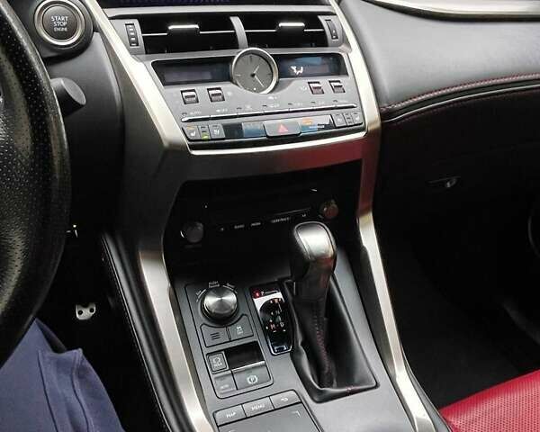 Серый Лексус НХ, объемом двигателя 2 л и пробегом 89 тыс. км за 27500 $, фото 13 на Automoto.ua