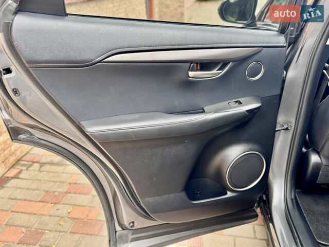 Сірий Лексус НХ, об'ємом двигуна 2 л та пробігом 55 тис. км за 20999 $, фото 74 на Automoto.ua