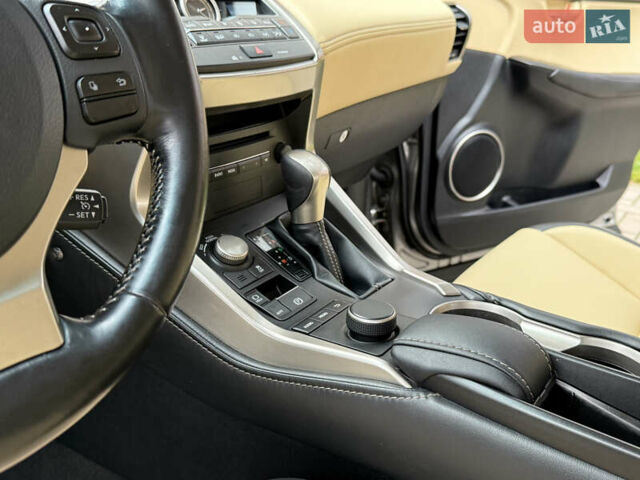 Серый Лексус НХ, объемом двигателя 2 л и пробегом 140 тыс. км за 23500 $, фото 37 на Automoto.ua