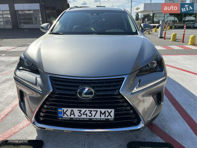 Лексус НХ 2017 в Киеве на Automoto.ua Серый Лексус НХ, объемом двигателя 2.49 л и пробегом 79 тыс. км за 38900 $, фото 2 на Automoto.ua