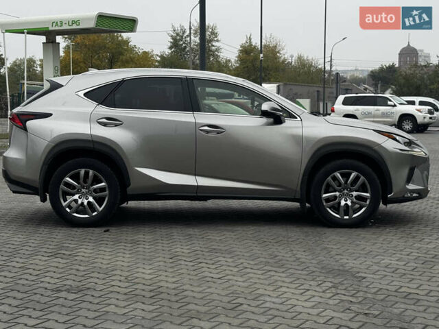 Сірий Лексус НХ, об'ємом двигуна 2 л та пробігом 67 тис. км за 25700 $, фото 4 на Automoto.ua