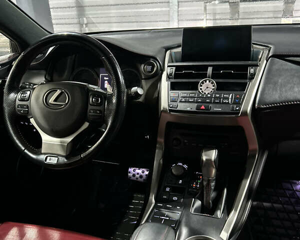 Сірий Лексус НХ, об'ємом двигуна 2 л та пробігом 153 тис. км за 20000 $, фото 2 на Automoto.ua