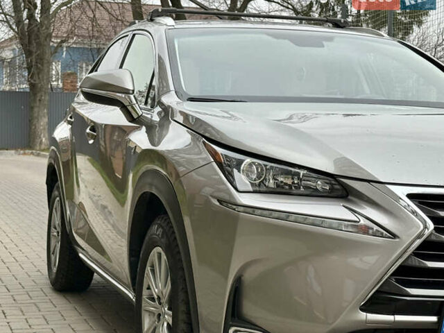 Серый Лексус НХ, объемом двигателя 2 л и пробегом 140 тыс. км за 23500 $, фото 9 на Automoto.ua