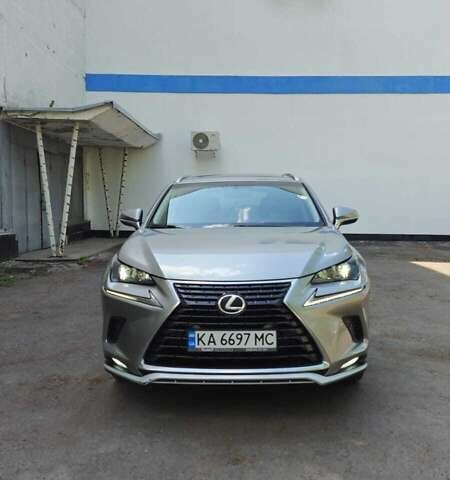 Серый Лексус НХ, объемом двигателя 2 л и пробегом 165 тыс. км за 21500 $, фото 6 на Automoto.ua