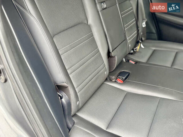Сірий Лексус НХ, об'ємом двигуна 2 л та пробігом 55 тис. км за 20999 $, фото 63 на Automoto.ua