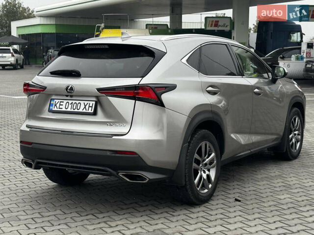 Сірий Лексус НХ, об'ємом двигуна 2 л та пробігом 67 тис. км за 25700 $, фото 5 на Automoto.ua