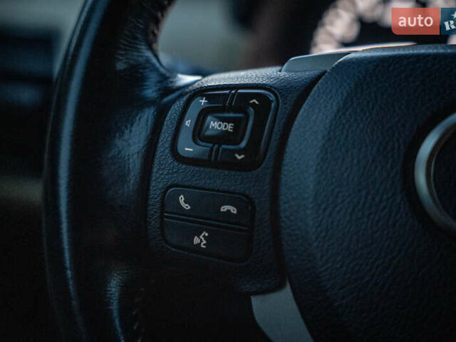 Лексус НХ 2017 в Черновцах на Automoto.ua Серый Лексус НХ, объемом двигателя 2 л и пробегом 138 тыс. км за 25900 $, фото 31 на Automoto.ua