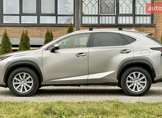 Серый Лексус НХ, объемом двигателя 2 л и пробегом 140 тыс. км за 23500 $, фото 13 на Automoto.ua