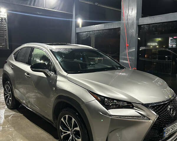 Сірий Лексус НХ, об'ємом двигуна 2 л та пробігом 153 тис. км за 20000 $, фото 5 на Automoto.ua