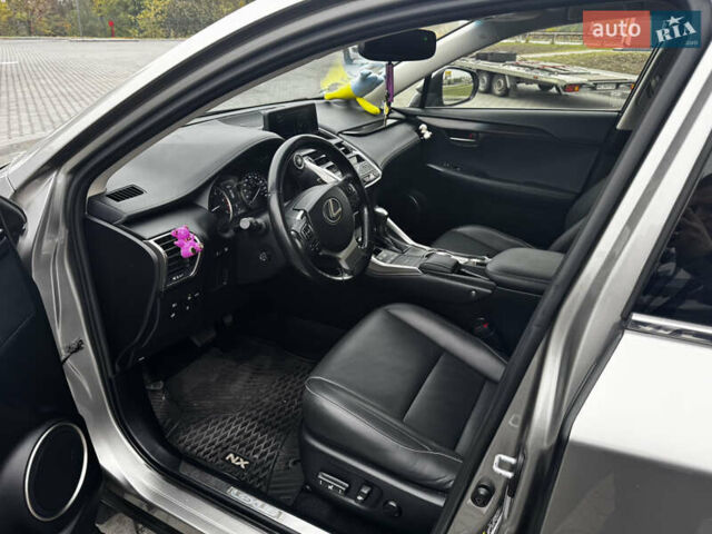 Сірий Лексус НХ, об'ємом двигуна 2 л та пробігом 67 тис. км за 25700 $, фото 17 на Automoto.ua