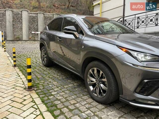 Серый Лексус НХ, объемом двигателя 2 л и пробегом 89 тыс. км за 27500 $, фото 7 на Automoto.ua