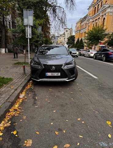 Серый Лексус НХ, объемом двигателя 2 л и пробегом 89 тыс. км за 27500 $, фото 2 на Automoto.ua
