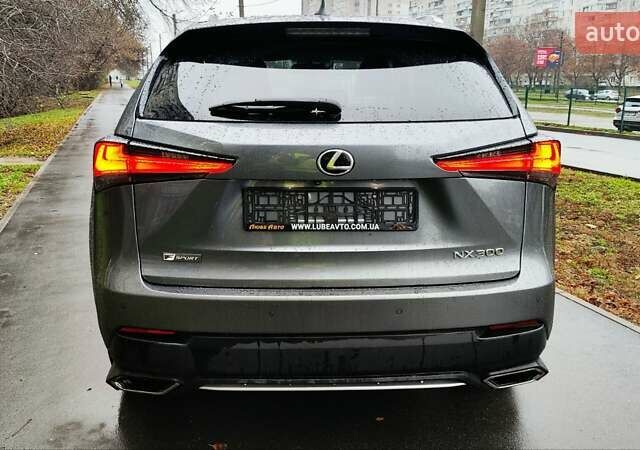 Сірий Лексус НХ, об'ємом двигуна 1.99 л та пробігом 139 тис. км за 24900 $, фото 19 на Automoto.ua