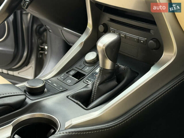 Серый Лексус НХ, объемом двигателя 2 л и пробегом 140 тыс. км за 23500 $, фото 43 на Automoto.ua