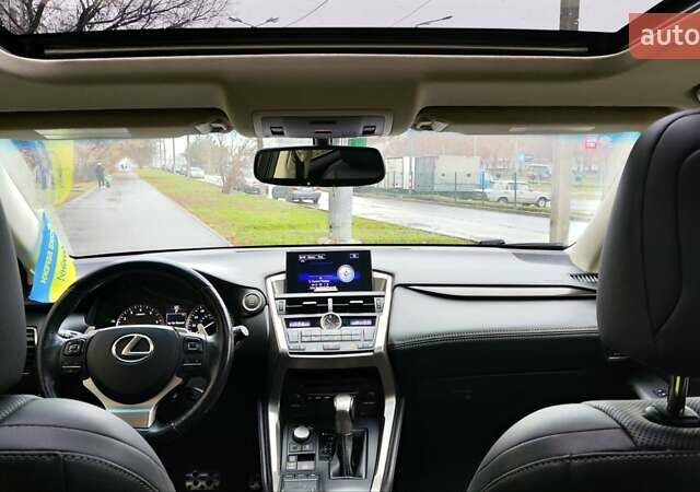 Сірий Лексус НХ, об'ємом двигуна 1.99 л та пробігом 139 тис. км за 24900 $, фото 11 на Automoto.ua
