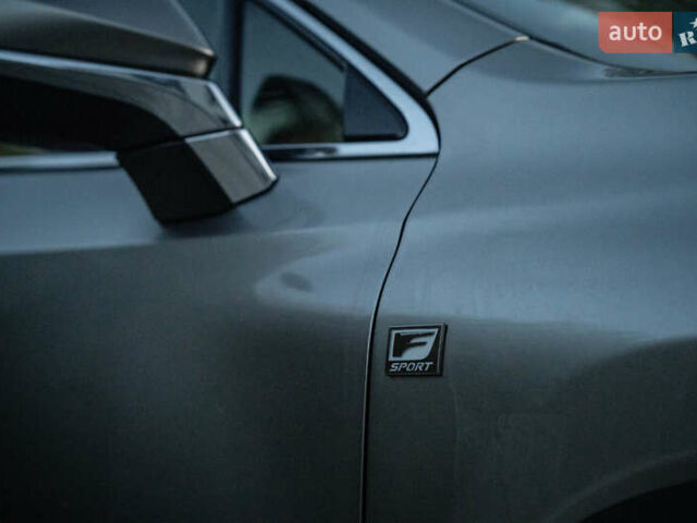 Лексус НХ 2017 в Черновцах на Automoto.ua Серый Лексус НХ, объемом двигателя 2 л и пробегом 138 тыс. км за 25900 $, фото 13 на Automoto.ua