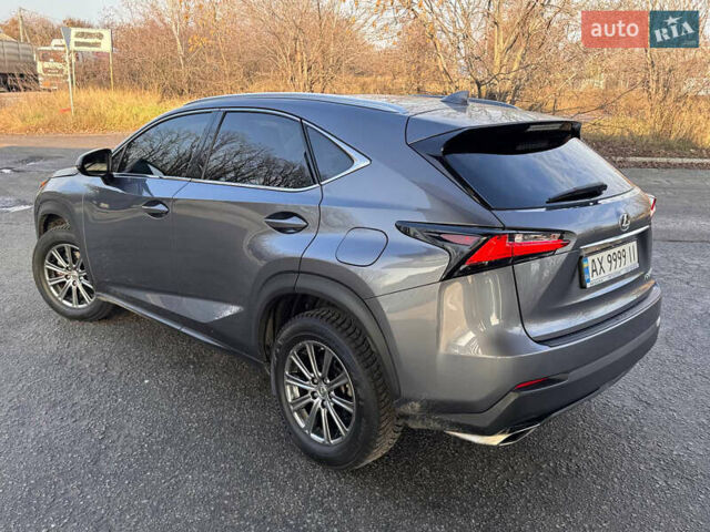 Серый Лексус НХ, объемом двигателя 2 л и пробегом 54 тыс. км за 22500 $, фото 4 на Automoto.ua