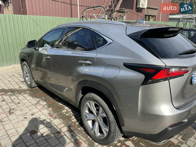 Сірий Лексус НХ, об'ємом двигуна 2 л та пробігом 54 тис. км за 28000 $, фото 10 на Automoto.ua