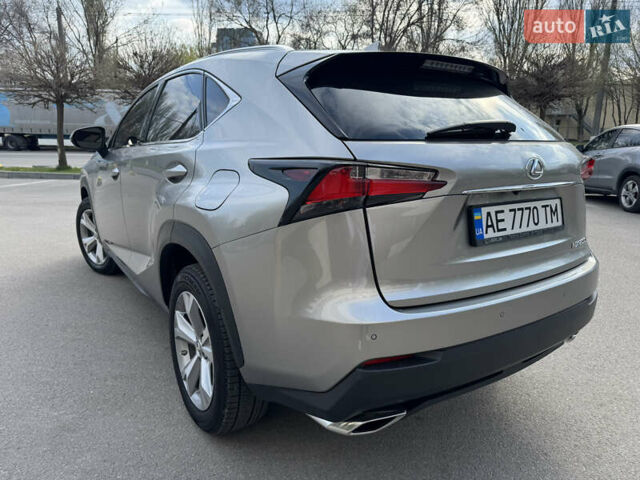 Серый Лексус НХ, объемом двигателя 2 л и пробегом 61 тыс. км за 25500 $, фото 6 на Automoto.ua