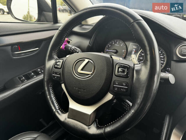 Сірий Лексус НХ, об'ємом двигуна 2 л та пробігом 67 тис. км за 25700 $, фото 31 на Automoto.ua
