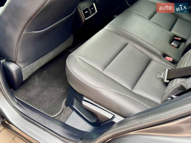 Сірий Лексус НХ, об'ємом двигуна 2 л та пробігом 56 тис. км за 20999 $, фото 75 на Automoto.ua