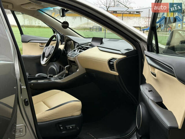 Серый Лексус НХ, объемом двигателя 2 л и пробегом 140 тыс. км за 23500 $, фото 40 на Automoto.ua