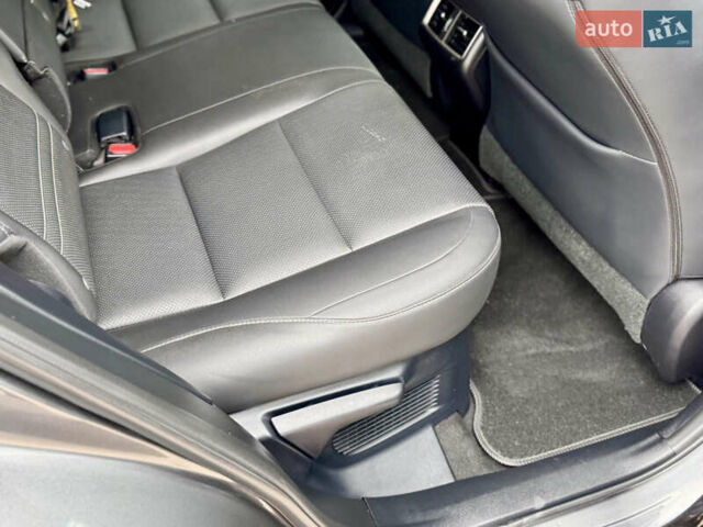 Сірий Лексус НХ, об'ємом двигуна 2 л та пробігом 56 тис. км за 20999 $, фото 59 на Automoto.ua