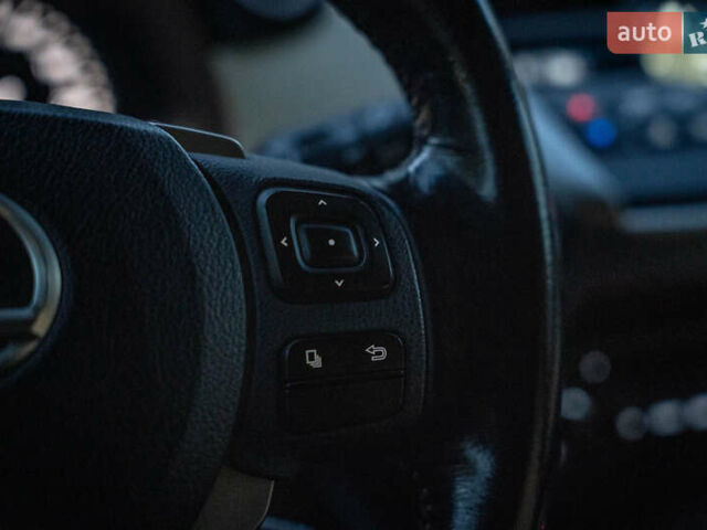 Лексус НХ 2017 в Черновцах на Automoto.ua Серый Лексус НХ, объемом двигателя 2 л и пробегом 138 тыс. км за 25900 $, фото 32 на Automoto.ua