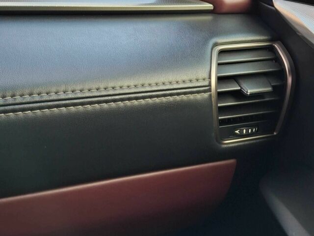 Серый Лексус НХ, объемом двигателя 2 л и пробегом 140 тыс. км за 23500 $, фото 23 на Automoto.ua