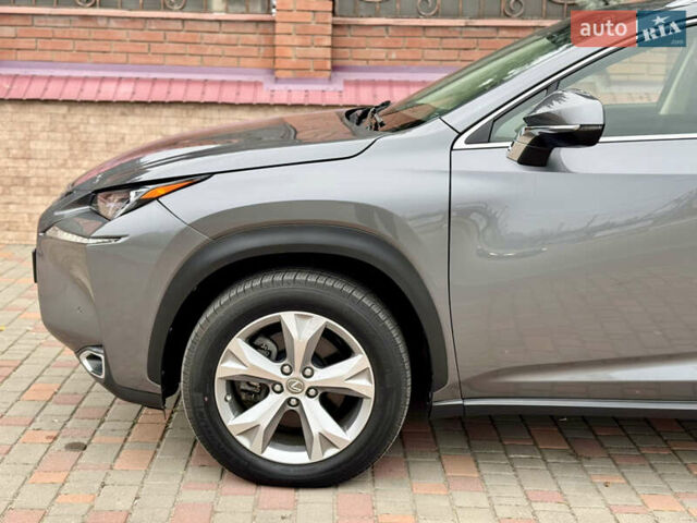 Сірий Лексус НХ, об'ємом двигуна 2 л та пробігом 55 тис. км за 20999 $, фото 20 на Automoto.ua