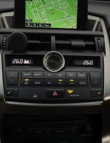 Серый Лексус НХ, объемом двигателя 1.99 л и пробегом 90 тыс. км за 25000 $, фото 13 на Automoto.ua