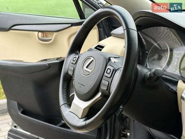 Серый Лексус НХ, объемом двигателя 2 л и пробегом 140 тыс. км за 23500 $, фото 42 на Automoto.ua