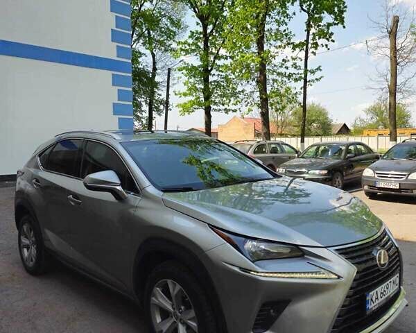 Серый Лексус НХ, объемом двигателя 2 л и пробегом 165 тыс. км за 21500 $, фото 13 на Automoto.ua