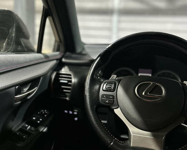 Сірий Лексус НХ, об'ємом двигуна 2 л та пробігом 153 тис. км за 20000 $, фото 7 на Automoto.ua